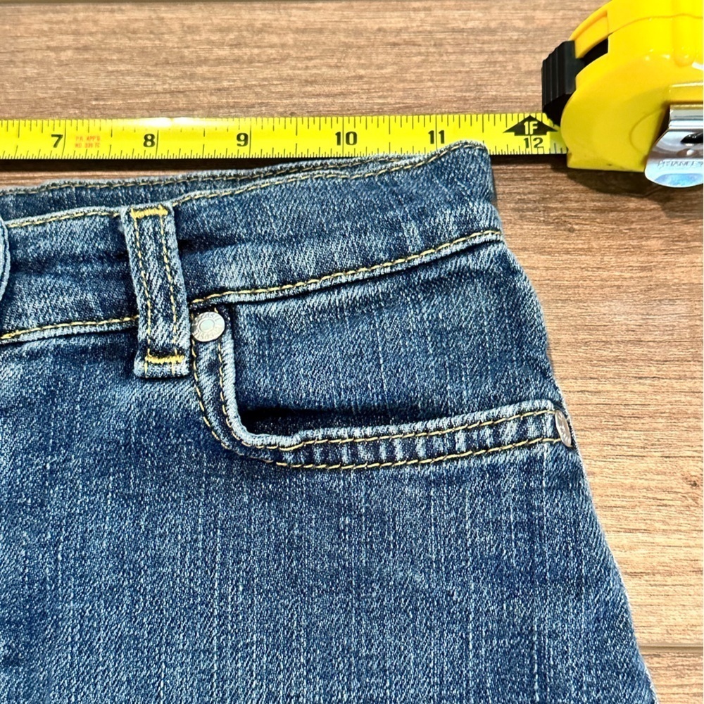 New! Lacoste Girls 8 Denim Jean Skirt with Alligator Detailing on Back Pockets - Picture 4 of 9